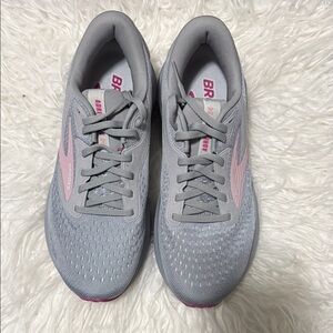 Brooks Womens Adrenaline GTS 24- 8 WIDE